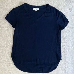 Cloth and stone navy tshirt worn once excellent condition